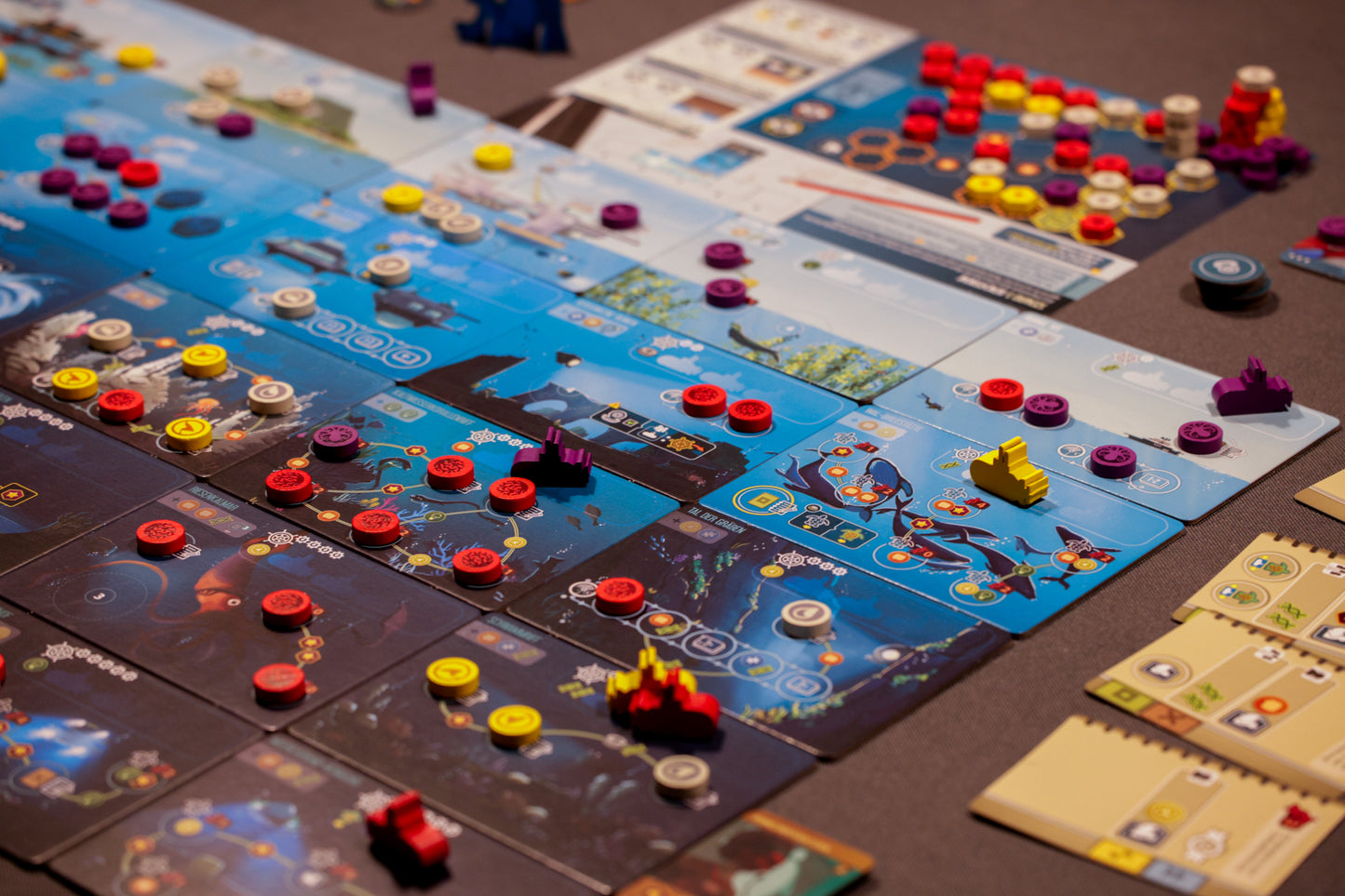 Endeavor die Tiefsee, Retail-Edition, Spielmaterial