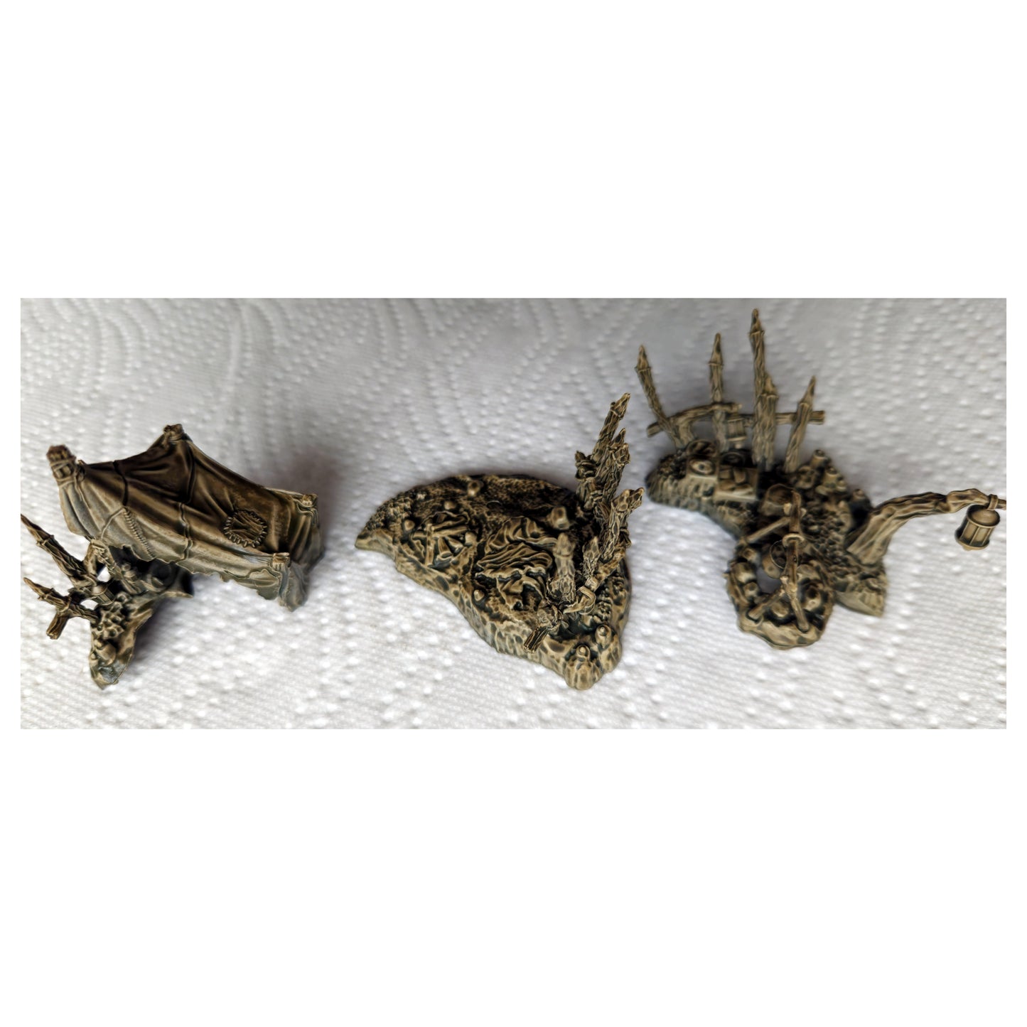 Tainted Grail: Modular Campsite, mit Sundrop, DE, Mini-Erweiterung, Gamefound